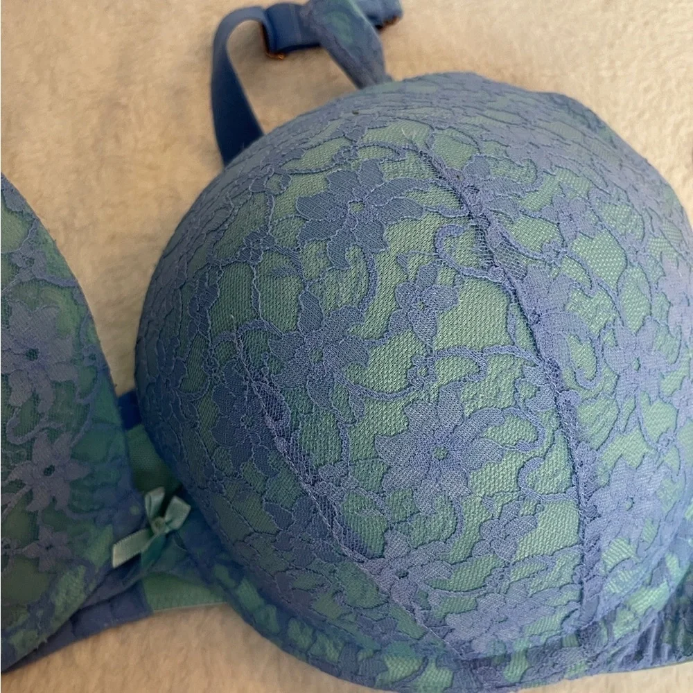 Cacique Blue and Green Lace Bra - Picture 3 of 5